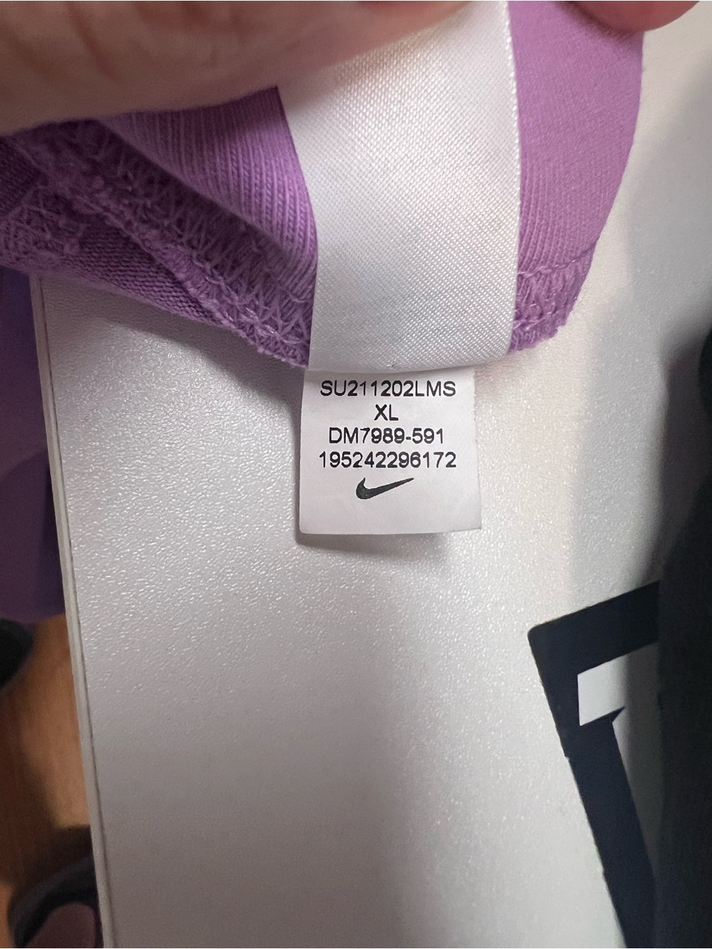 #1024 Nike XL Just Do It Graphic Tee & Purple 10” Biker Shorts 2 Piece Set - Picture 6 of 8